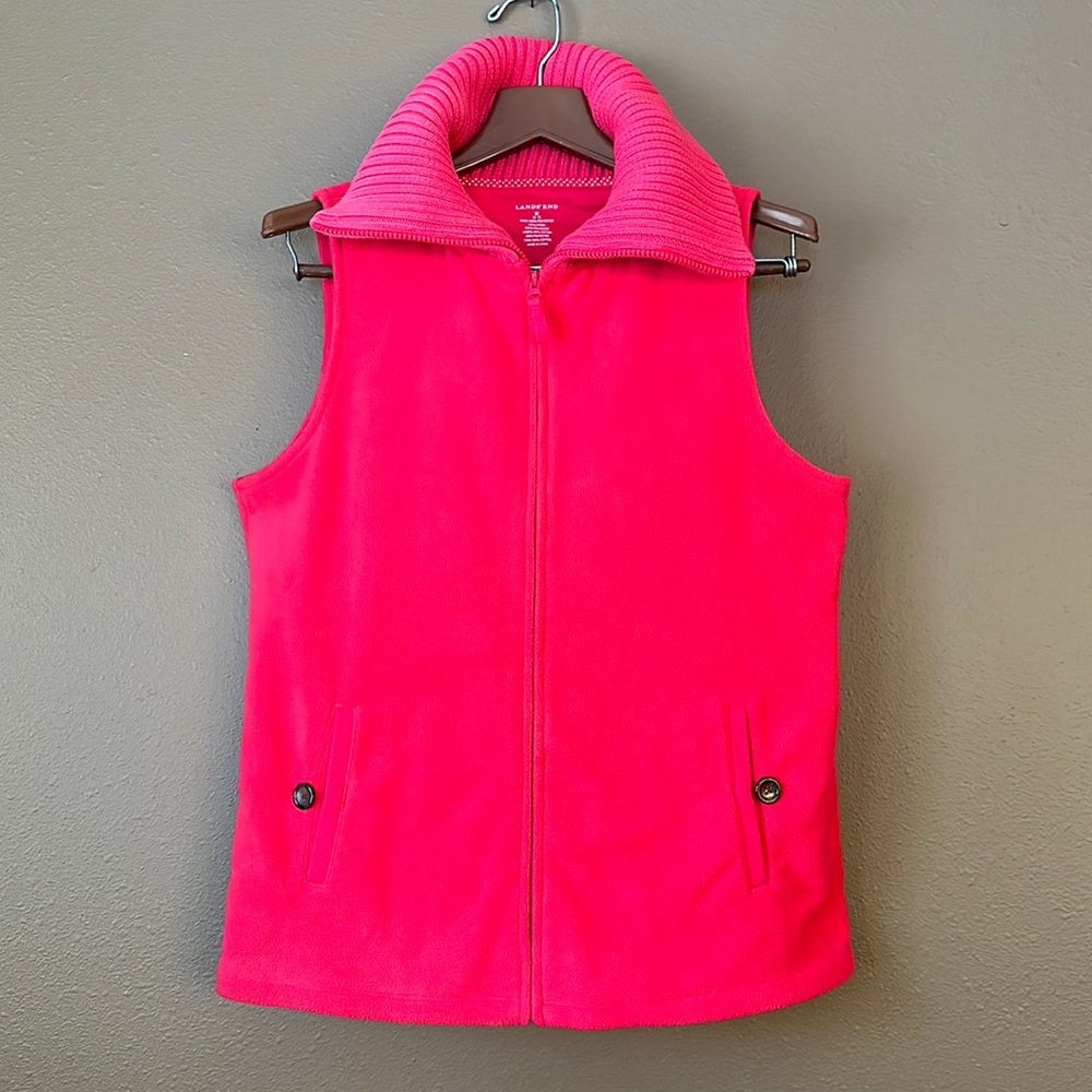 Women’s Lands’ End fleece vest; size med